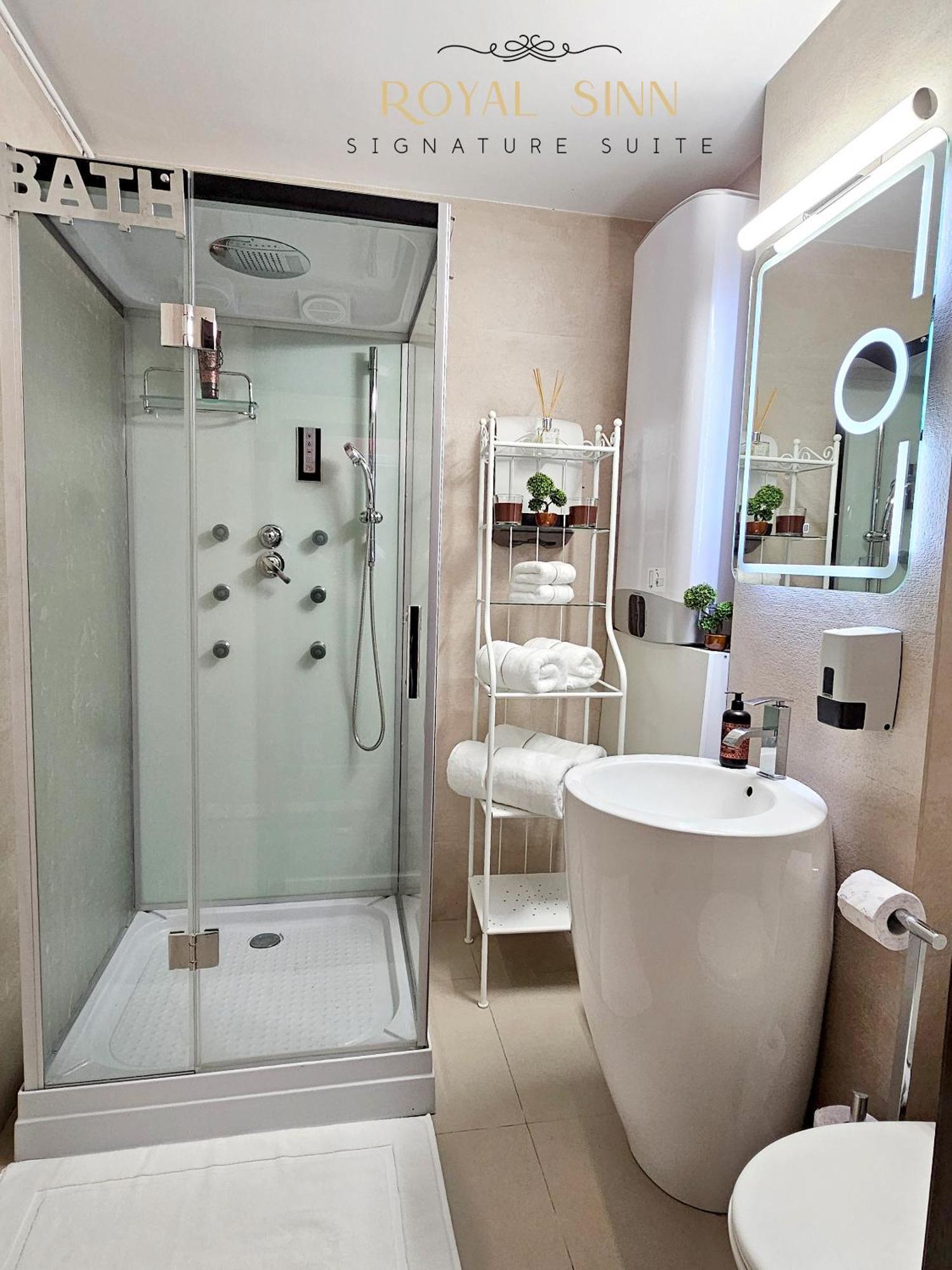 Royal Sinn Signature Suite Bucharest Exterior photo